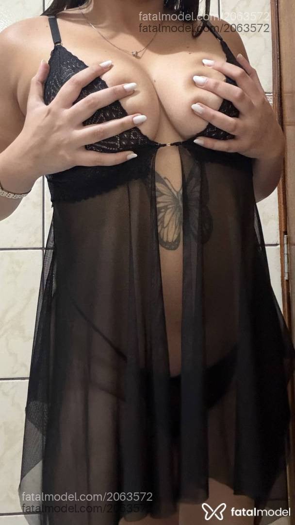 Acompanhante mulher com cabelo castanho de olhos castanhos - Beatriz