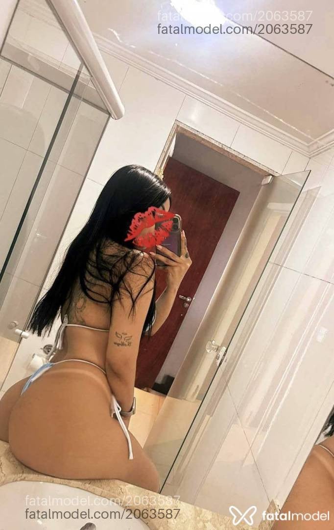 Acompanhante mulher morena (o) de olhos castanhos - Mirela