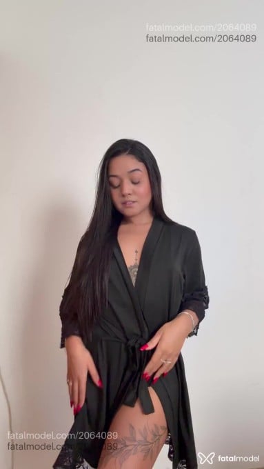 Acompanhante mulher com cabelo castanho de olhos castanhos em Santos Acompanhante mulher com cabelo castanho de olhos castanhos em Santos - Gabi