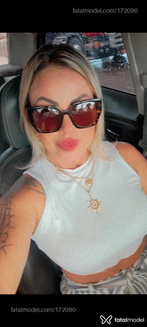 Acompanhante mulher loira (o) de olhos castanhos em Nova Mutum Acompanhante mulher loira (o) de olhos castanhos em Nova Mutum - Fernanda oliver