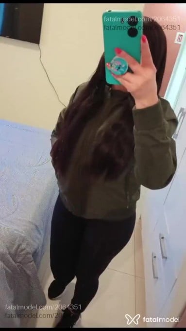 Acompanhante mulher com cabelo castanho de olhos pretos em Cascavel - Pietra