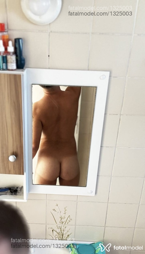 Acompanhante homem morena (o) de olhos castanhos em Florianópolis - Ruan