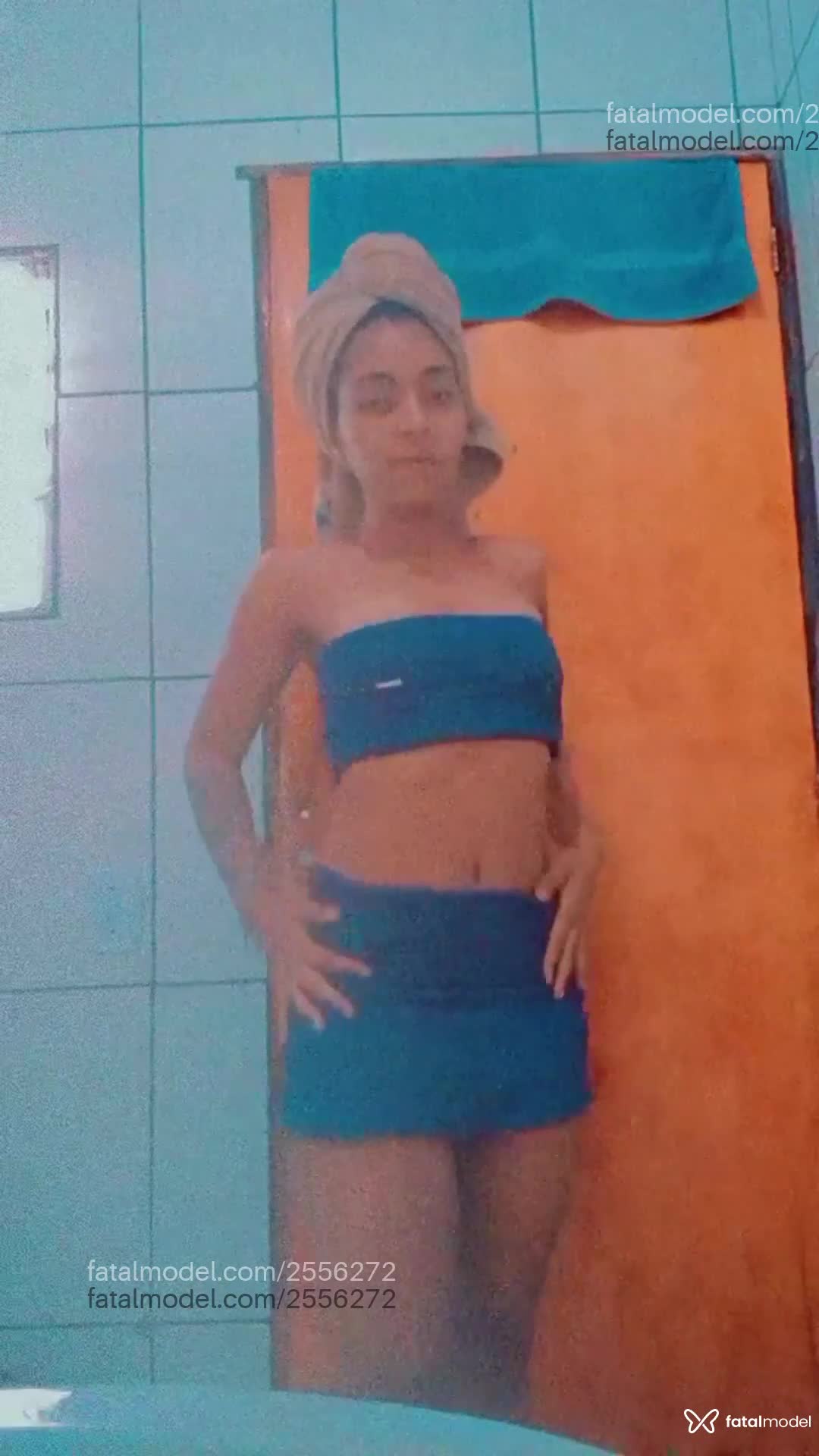 Acompanhante mulher morena (o) de olhos pretos - Julia