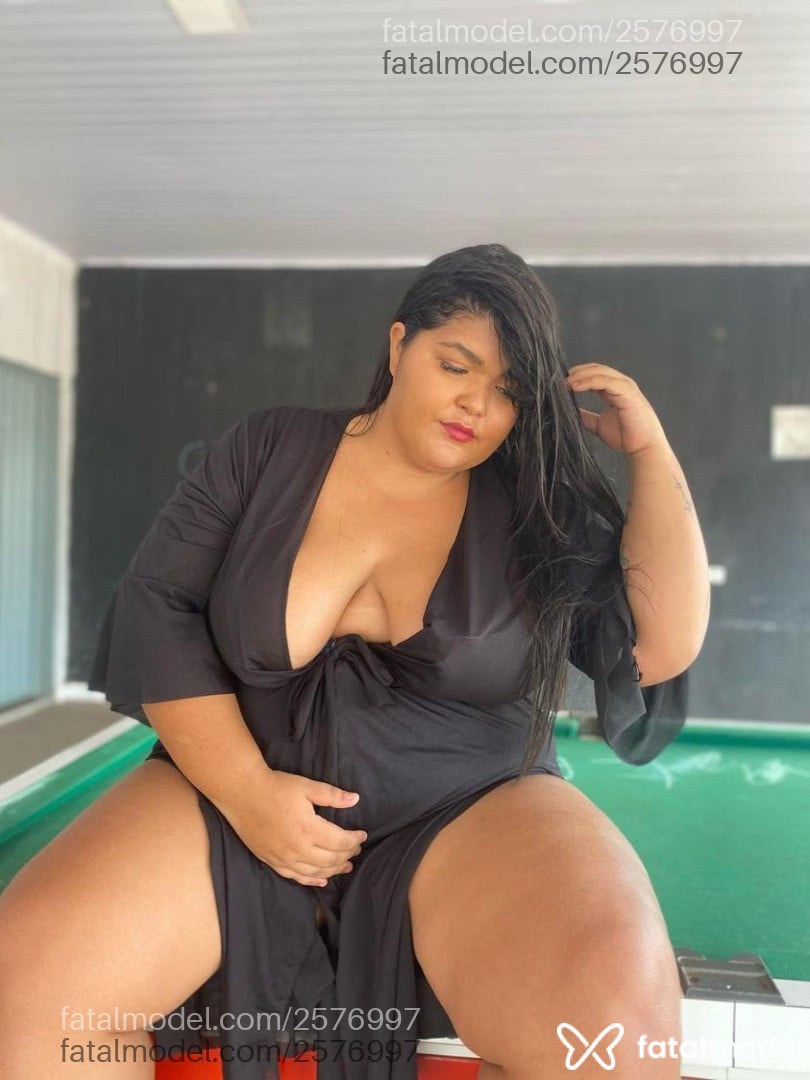 Acompanhante mulher morena (o) de olhos castanhos - Bruna Acompanhante mulher morena (o) de olhos castanhos - Bruna
