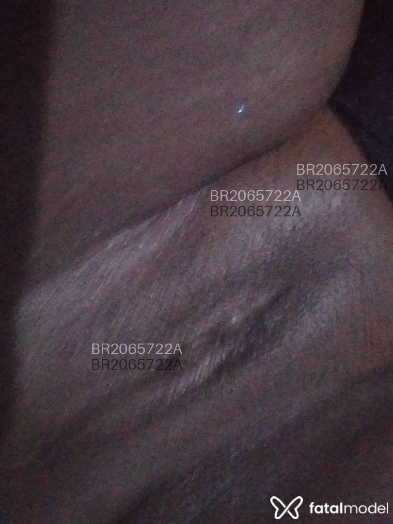 Acompanhante mulher morena (o) de olhos pretos em Virtual - Tavira Lima