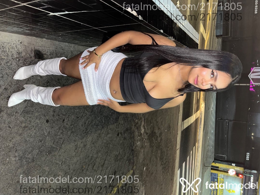 Acompanhante mulher com cabelo castanho de olhos castanhos em São José dos Campos Acompanhante mulher com cabelo castanho de olhos castanhos em São José dos Campos - Anna Lívia