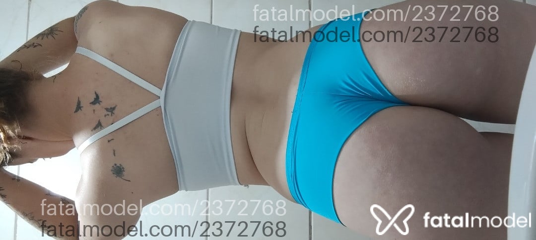 Acompanhante mulher loira (o) de olhos castanhos em Curitiba Acompanhante mulher loira (o) de olhos castanhos em Curitiba - Monique
