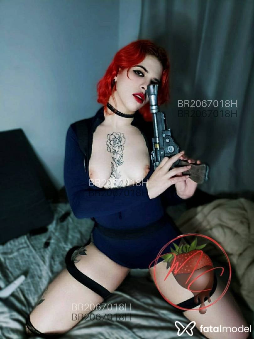 Acompanhante mulher com cabelo colorido de olhos castanhos em São Paulo Acompanhante mulher com cabelo colorido de olhos castanhos em São Paulo - Sky Scarlett