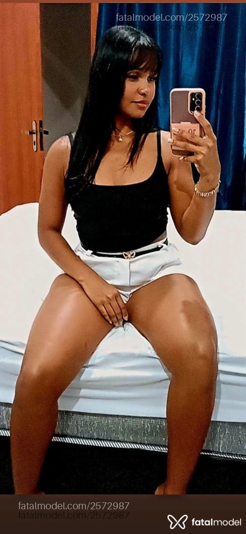Acompanhante mulher morena (o) de olhos castanhos em Anápolis - Patrícia