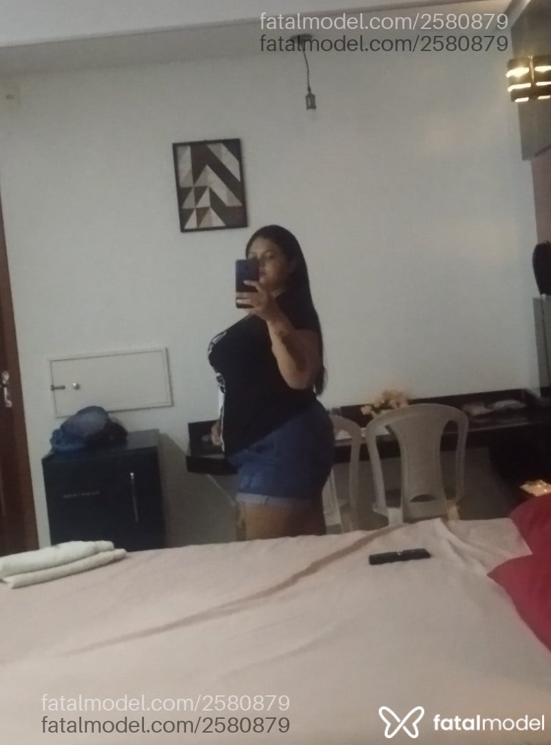 Acompanhante mulher morena (o) de olhos castanhos em Virtual Acompanhante mulher morena (o) de olhos castanhos em Virtual - Bruna