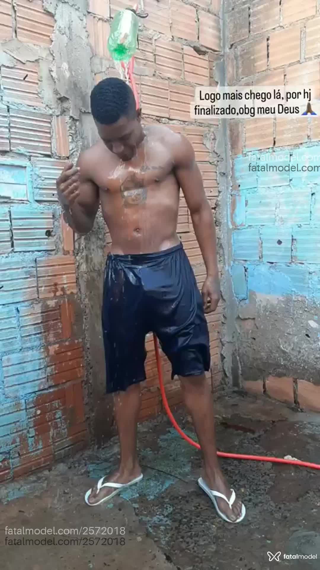 Acompanhante homem morena (o) de olhos castanhos em São Paulo - Pantera Negra