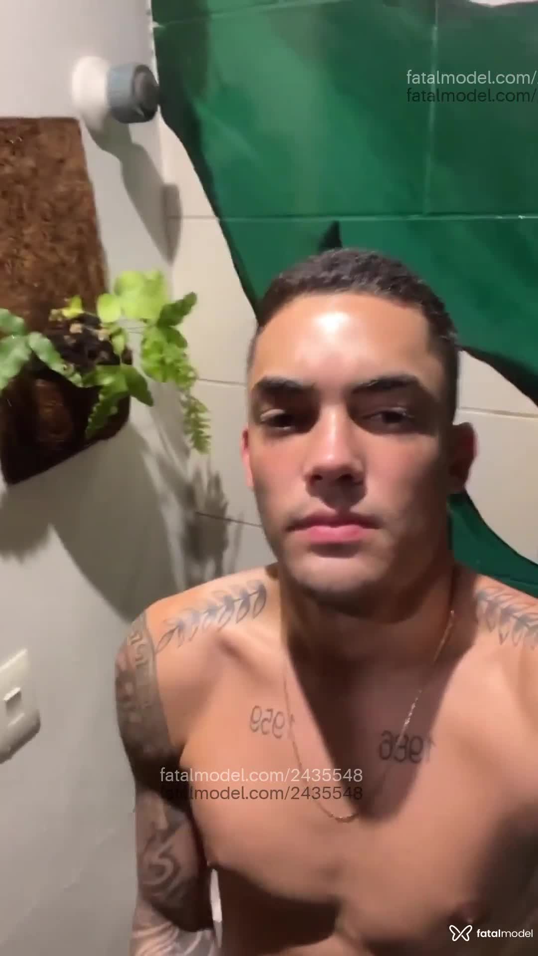 Acompanhante homem morena (o) de olhos castanhos em Rio de Janeiro Acompanhante homem morena (o) de olhos castanhos em Rio de Janeiro - Orlando Hércules
