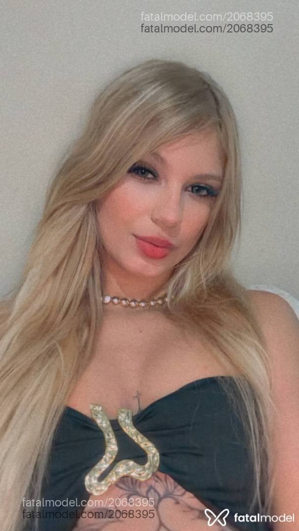 Acompanhante mulher com cabelo castanho de olhos castanhos em Belo Horizonte Acompanhante mulher com cabelo castanho de olhos castanhos em Belo Horizonte - Gabriela Cupertino