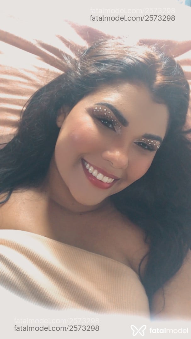 Acompanhante mulher morena (o) de olhos castanhos em Goiânia - Gabriela