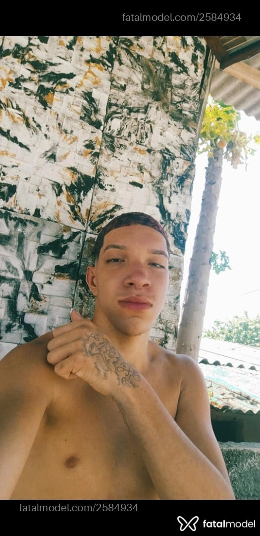 Acompanhante homem morena (o) de olhos pretos em Rio de Janeiro - Everton