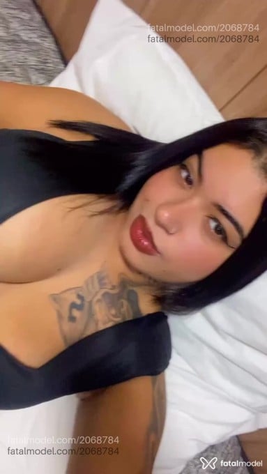 Acompanhante mulher morena (o) de olhos castanhos em Uberaba - Aline
