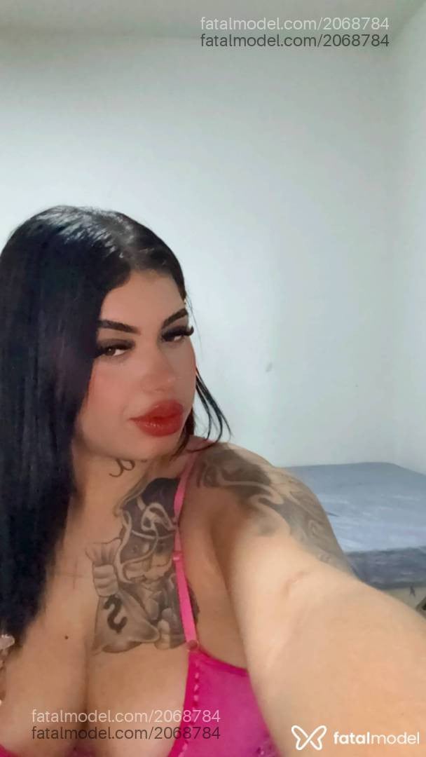 Acompanhante mulher morena (o) de olhos castanhos em Uberaba - Aline