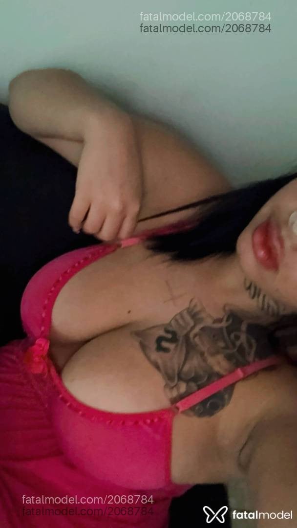 Acompanhante mulher morena (o) de olhos castanhos em Uberaba - Aline