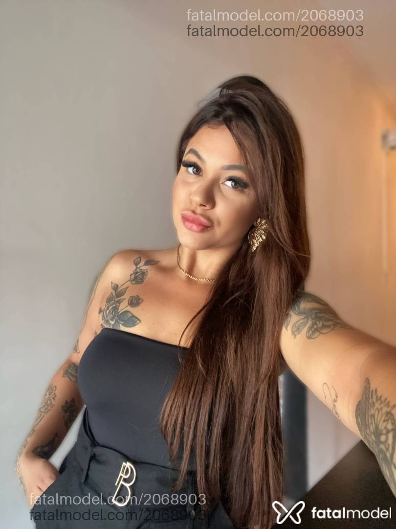 Acompanhante mulher ruiva (o) de olhos castanhos - Rafaela Sanches