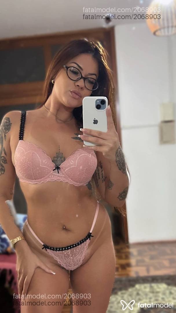 Acompanhante mulher ruiva (o) de olhos castanhos - Rafaela Sanches