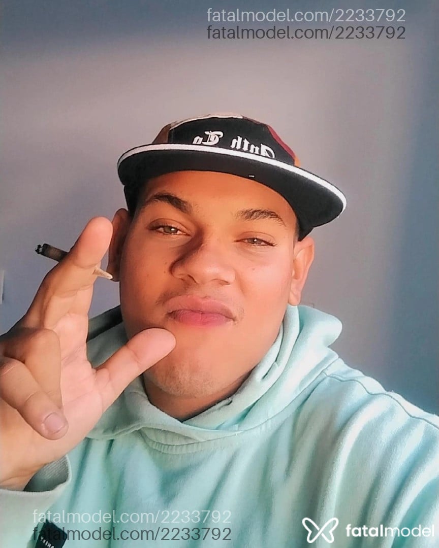 Acompanhante homem morena (o) de olhos pretos em Foz do Iguaçu - Gabriel