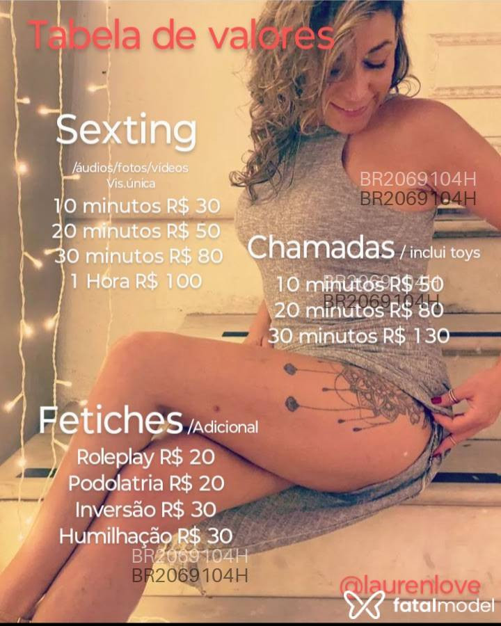 Acompanhante mulher loira (o) de olhos castanhos em Virtual Acompanhante mulher loira (o) de olhos castanhos em Virtual - Lauren