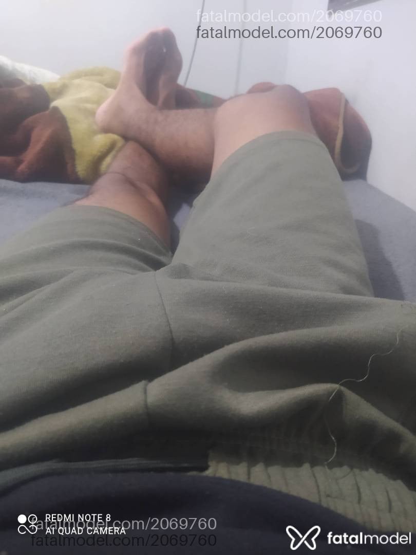 Acompanhante homem morena (o) de olhos castanhos - Biel Acompanhante homem morena (o) de olhos castanhos - Biel