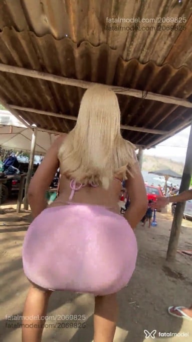 Acompanhante mulher trans loira (o) de olhos castanhos em Contagem - Aurora Maria