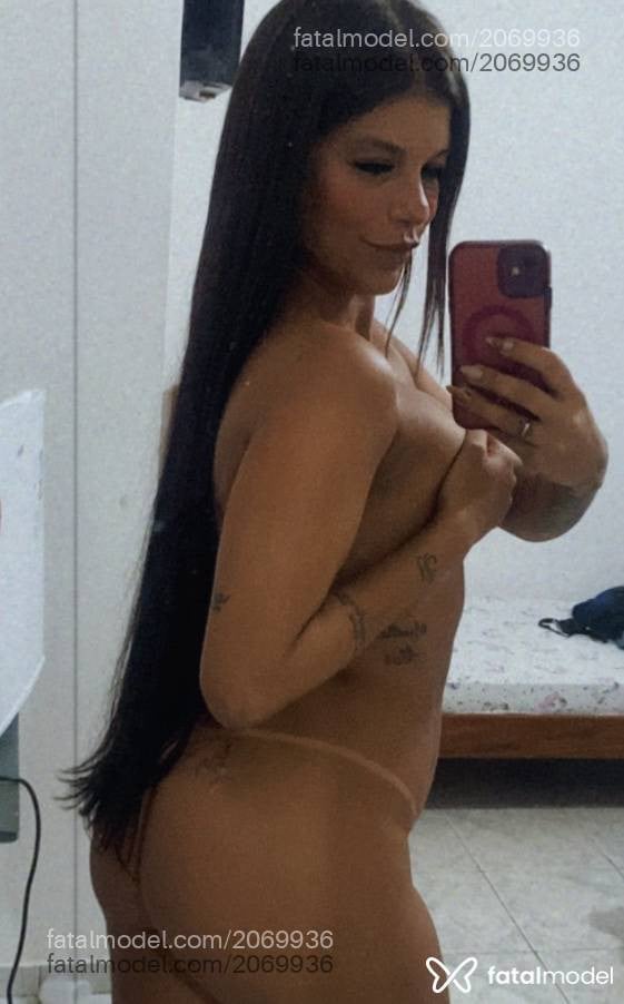Acompanhante mulher com cabelo castanho de olhos castanhos - Paola Fontenelle