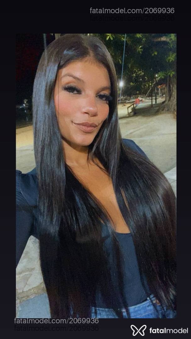 Acompanhante mulher com cabelo castanho de olhos castanhos - Paola Fontenelle
