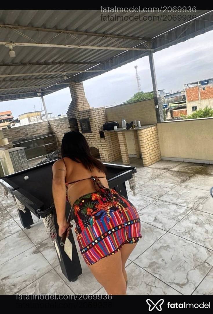 Acompanhante mulher com cabelo castanho de olhos castanhos em Rio das Ostras - Rubi Gomes