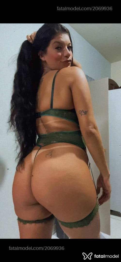 Acompanhante mulher com cabelo castanho de olhos castanhos - Paola Fontenelle