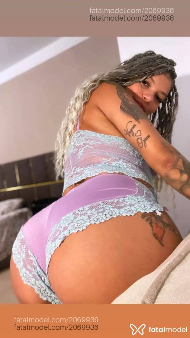 Acompanhante mulher com cabelo castanho de olhos castanhos - Paola Fontenelle