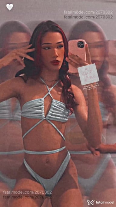 Acompanhante mulher trans com cabelo castanho de olhos castanhos em Maceió Acompanhante mulher trans com cabelo castanho de olhos castanhos em Maceió - Victoria Ferraz