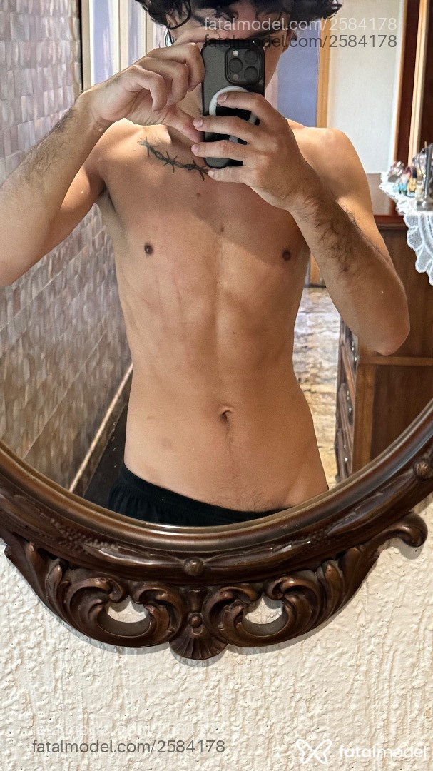 Acompanhante homem morena (o) de olhos castanhos em São Paulo Acompanhante homem morena (o) de olhos castanhos em São Paulo - Andreas Marquese