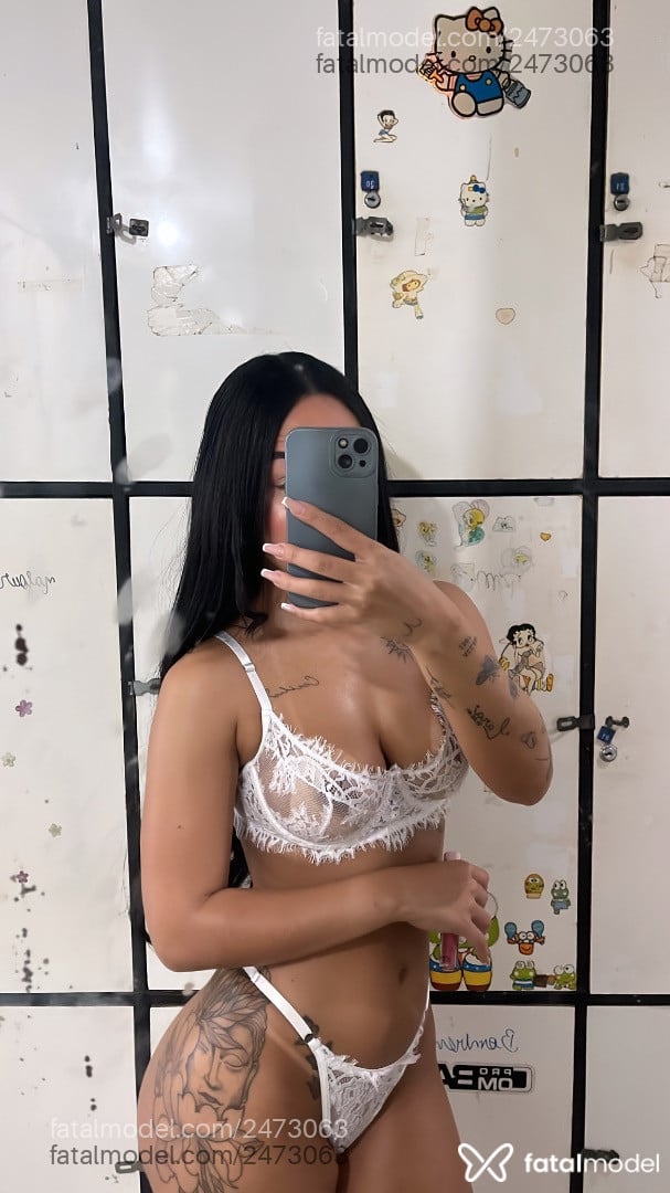 Acompanhante mulher morena (o) de olhos castanhos em Rio de Janeiro Acompanhante mulher morena (o) de olhos castanhos em Rio de Janeiro - Stephanie