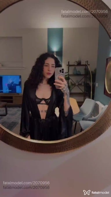 Acompanhante mulher com cabelo castanho de olhos castanhos em Florianópolis - Maitê