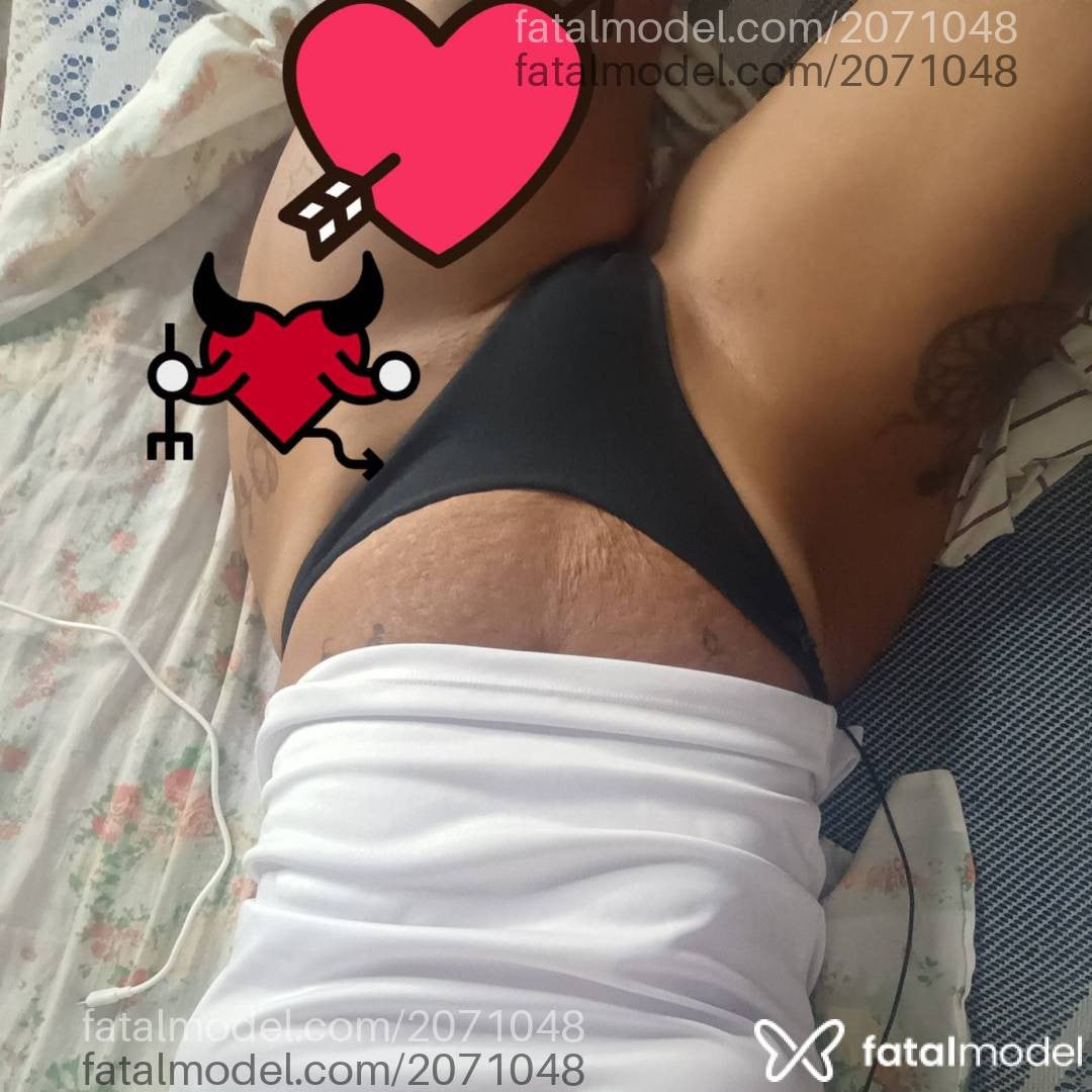 Acompanhante mulher loira (o) de olhos castanhos em Santos - Robertah