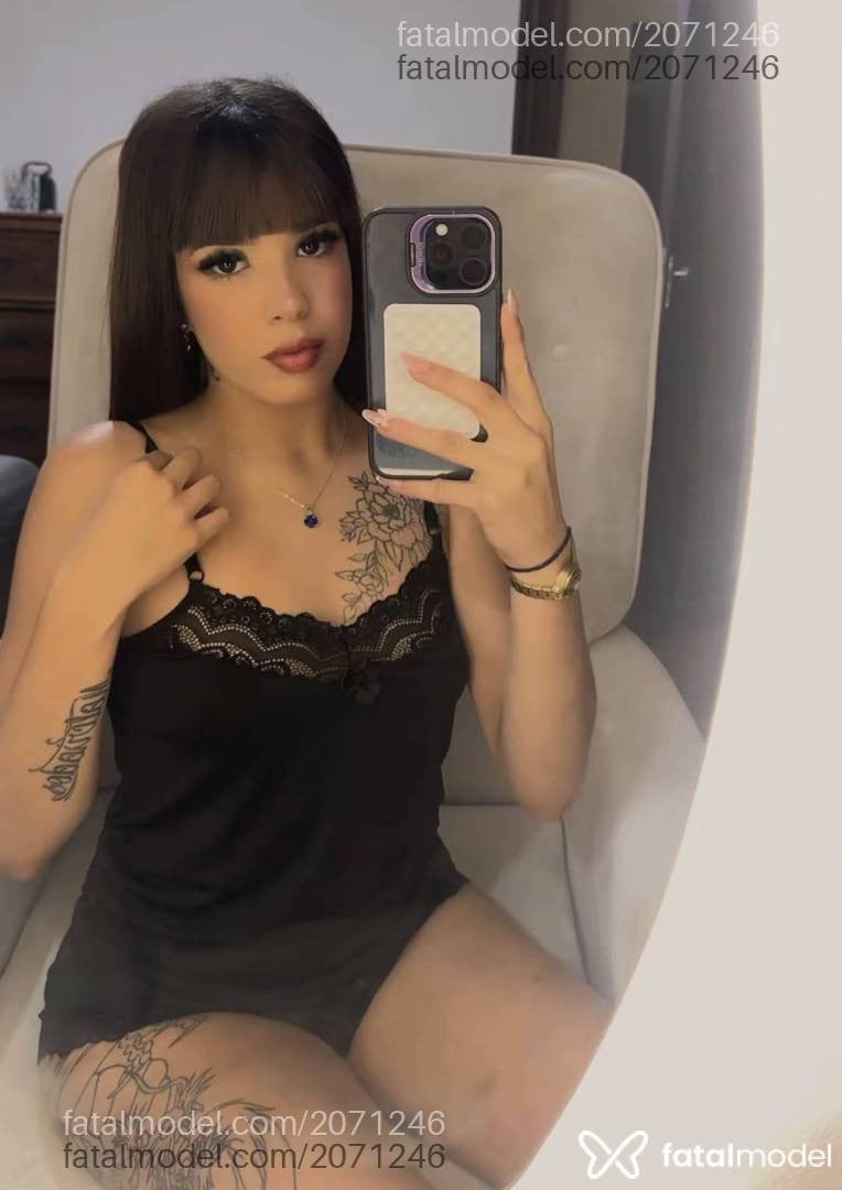 Acompanhante mulher morena (o) de olhos castanhos - Sayuri