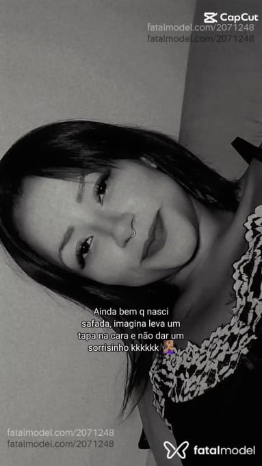 Acompanhante mulher com cabelo castanho de olhos castanhos em Matão Acompanhante mulher com cabelo castanho de olhos castanhos em Matão - Heloísa Oliveira