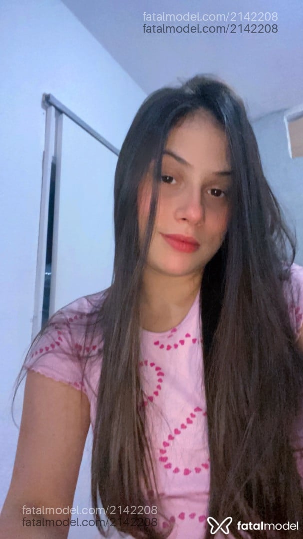 Acompanhante mulher com cabelo castanho de olhos castanhos em São Paulo - Lorena