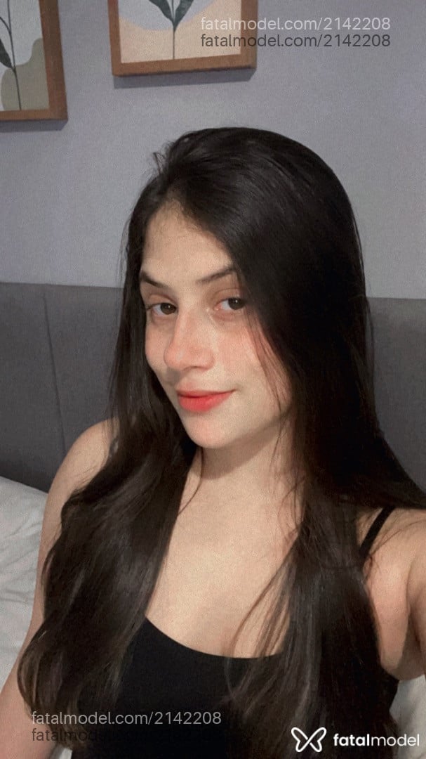 Acompanhante mulher com cabelo castanho de olhos castanhos em São Paulo - Lorena