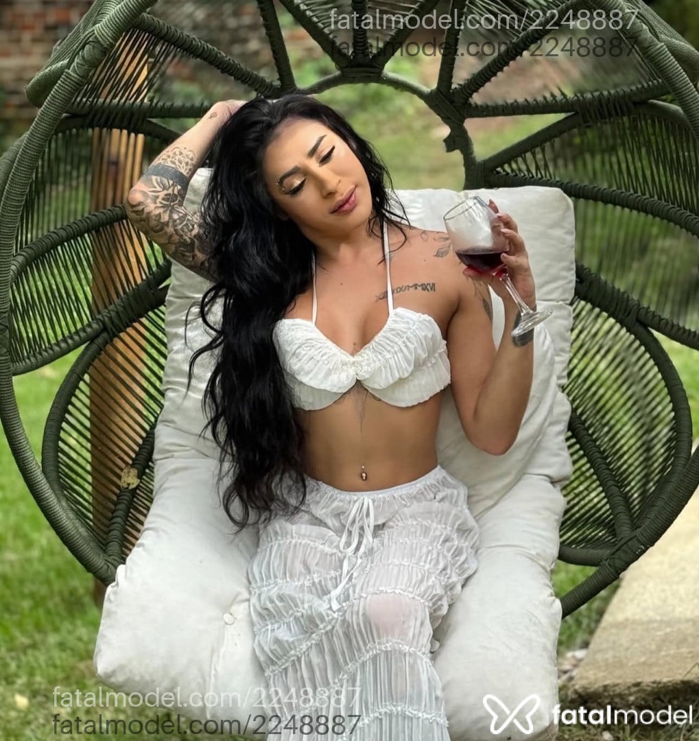 Acompanhante mulher trans morena (o) de olhos castanhos em Porto Alegre - Marilyn Maia