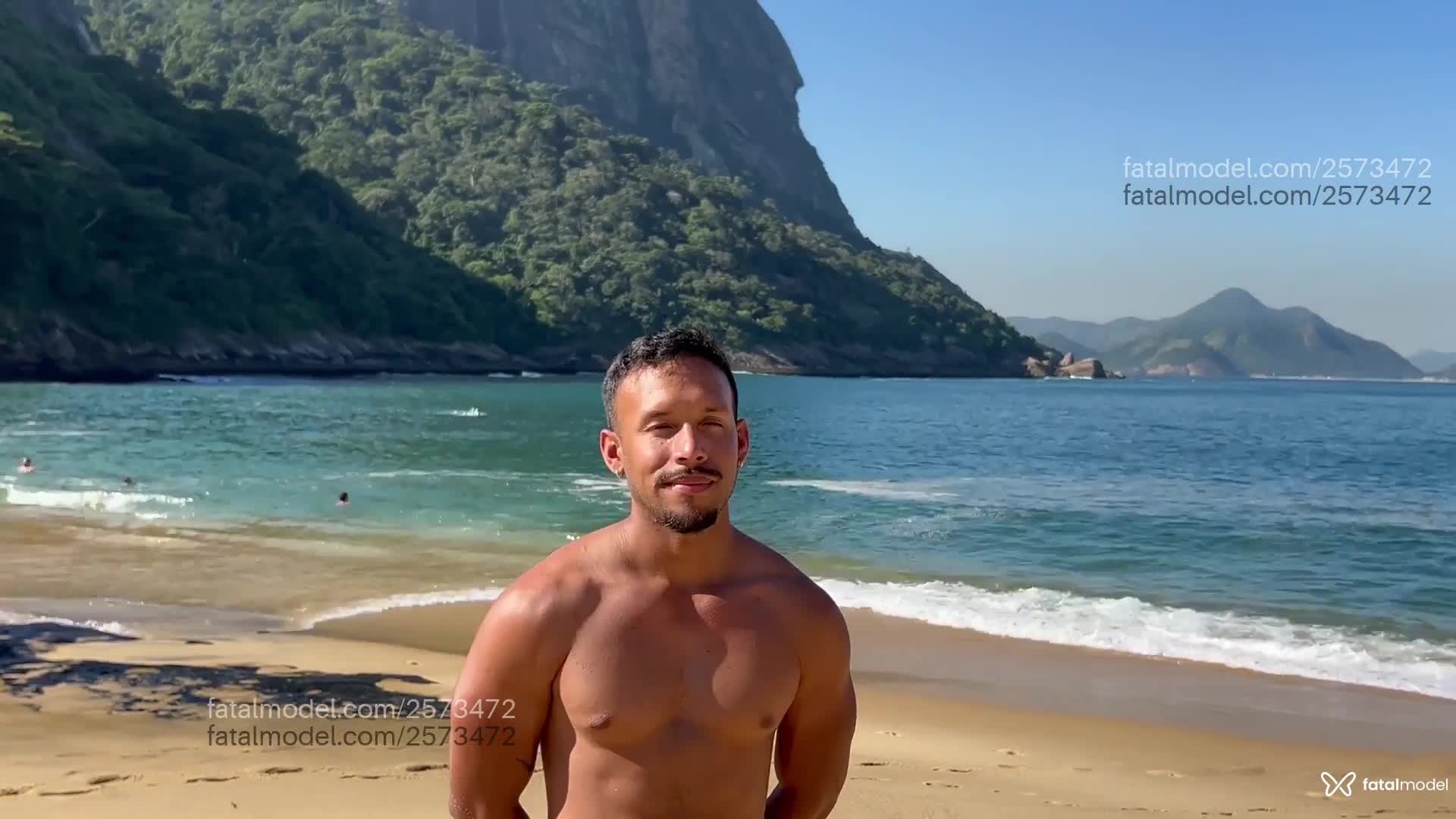 Acompanhante homem morena (o) de olhos castanhos em Florianópolis - Jerson