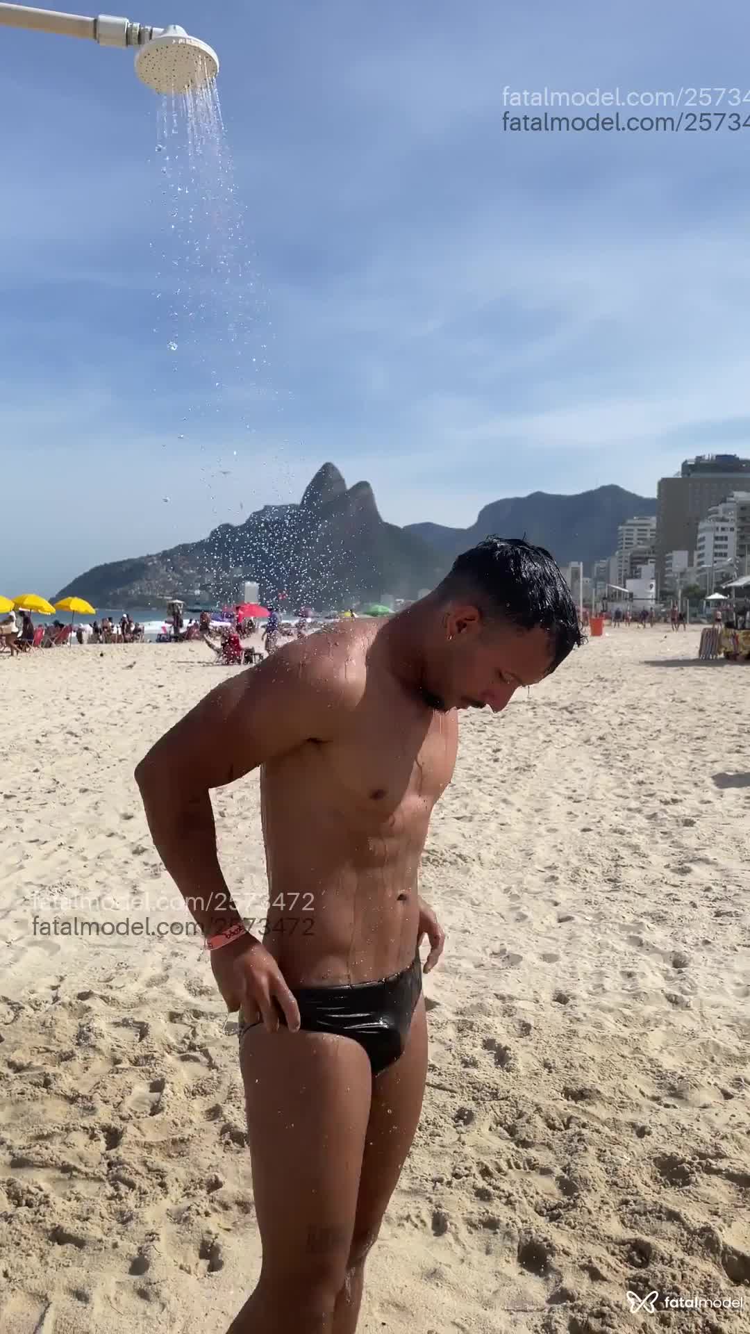 Acompanhante homem morena (o) de olhos castanhos em Florianópolis - Jerson