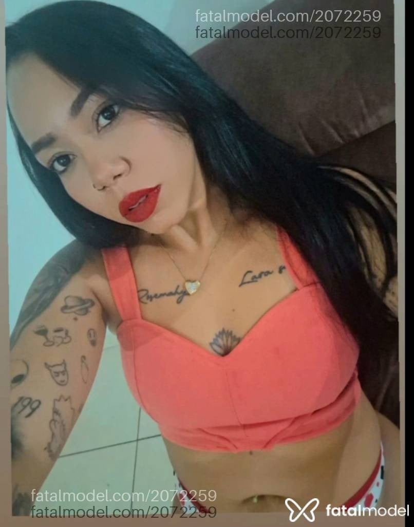 Acompanhante mulher com cabelo castanho de olhos mel - Gabizinha