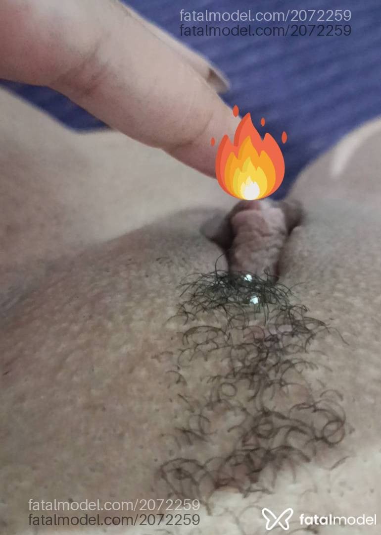 Acompanhante mulher com cabelo castanho de olhos mel - Gabizinha
