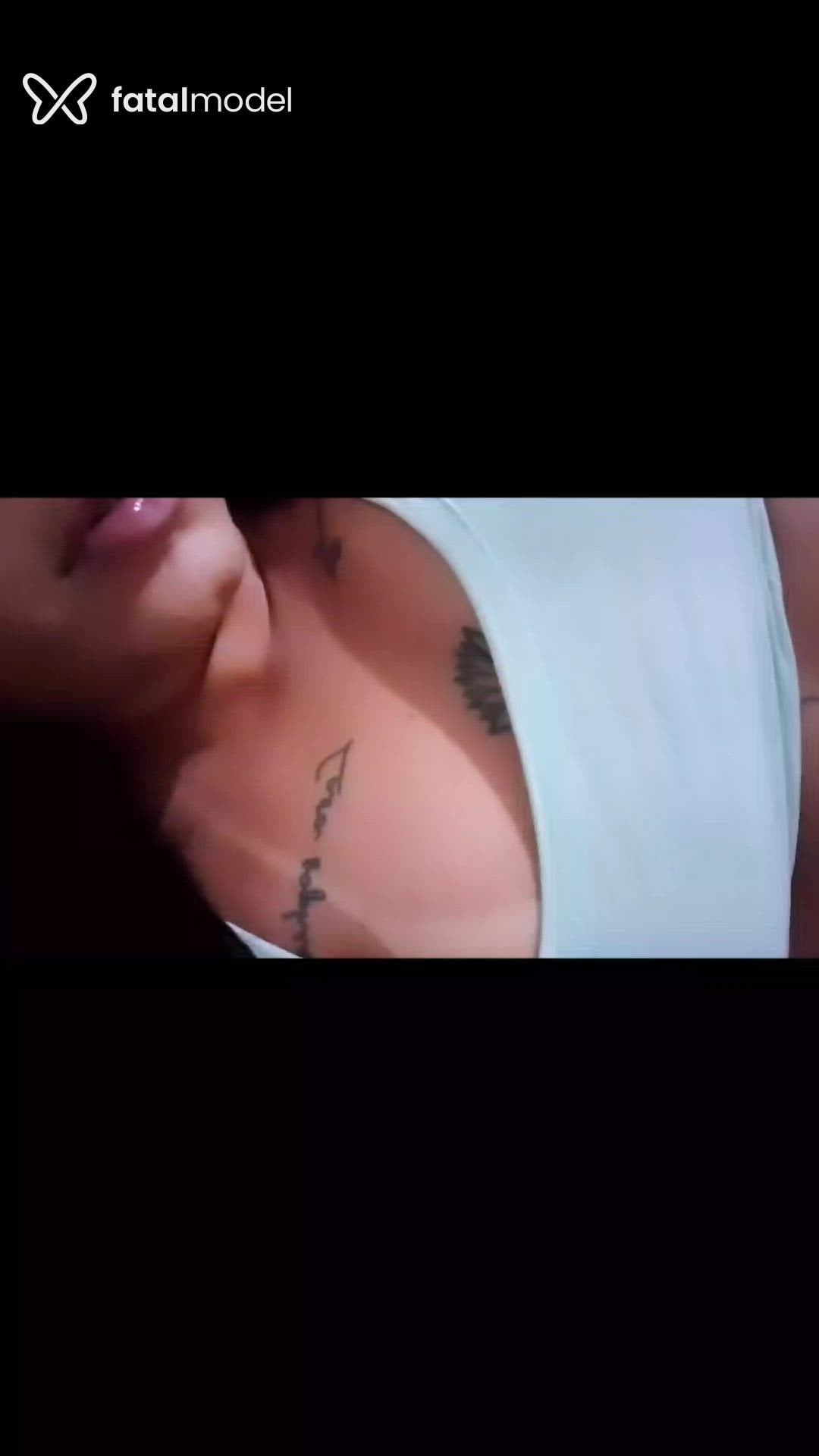 Acompanhante mulher com cabelo castanho de olhos mel - Gabizinha Acompanhante mulher com cabelo castanho de olhos mel - Gabizinha