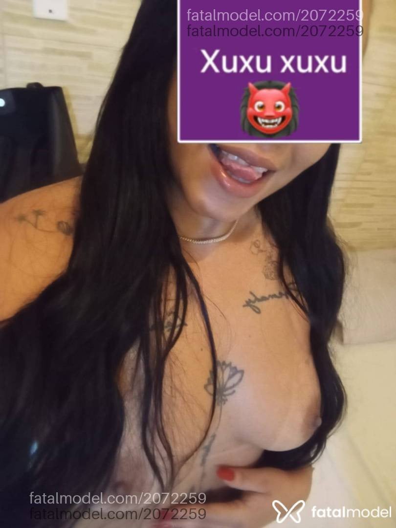 Acompanhante mulher com cabelo castanho de olhos mel - Gabizinha