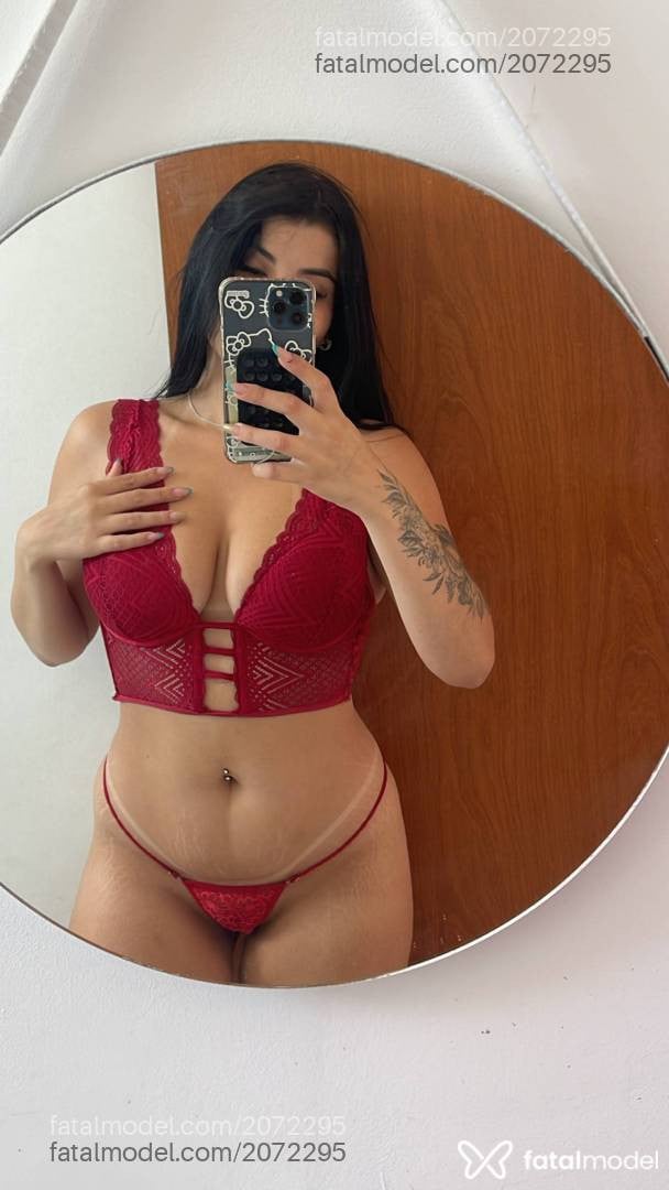 Acompanhante mulher morena (o) de olhos castanhos em Contagem - Mel